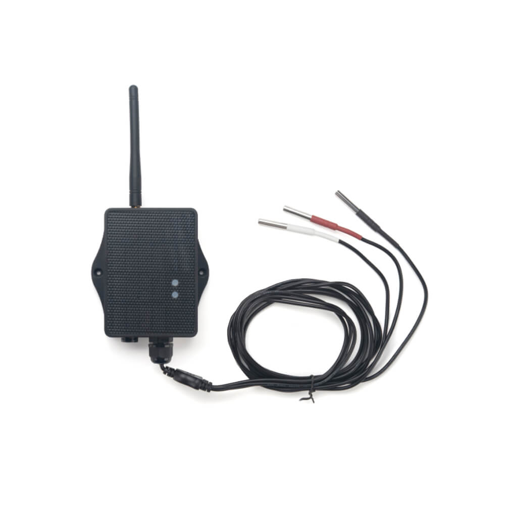 Dragino D23-LS LoRaWAN temperature sensor featuring three independent waterproof probes for multi-point industrial monitoring.