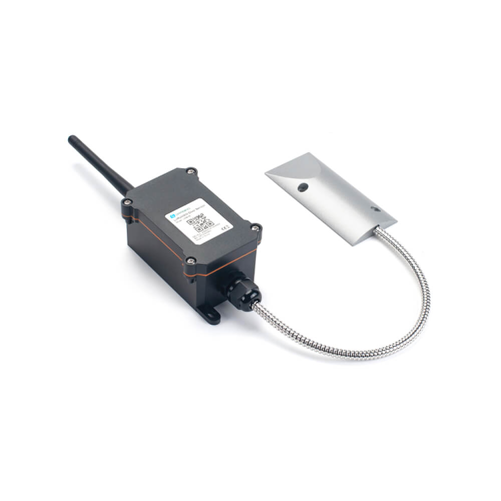 Dragino LDS03A outdoor LoRaWAN door sensor for monitoring open and close status in warehouses and smart buildings