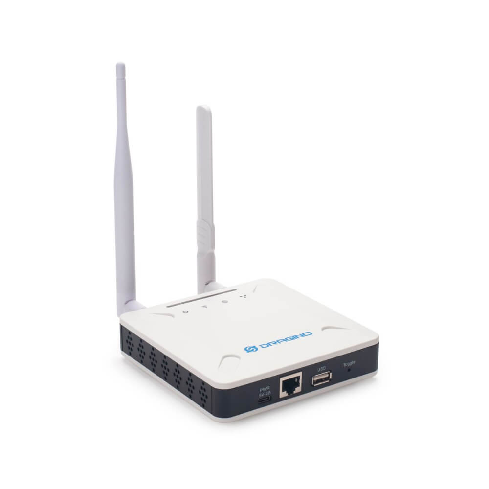 Dragino LPS8v2 indoor LoRaWAN gateway with dual antennas supporting Wi-Fi, Ethernet, and optional 4G backhaul.