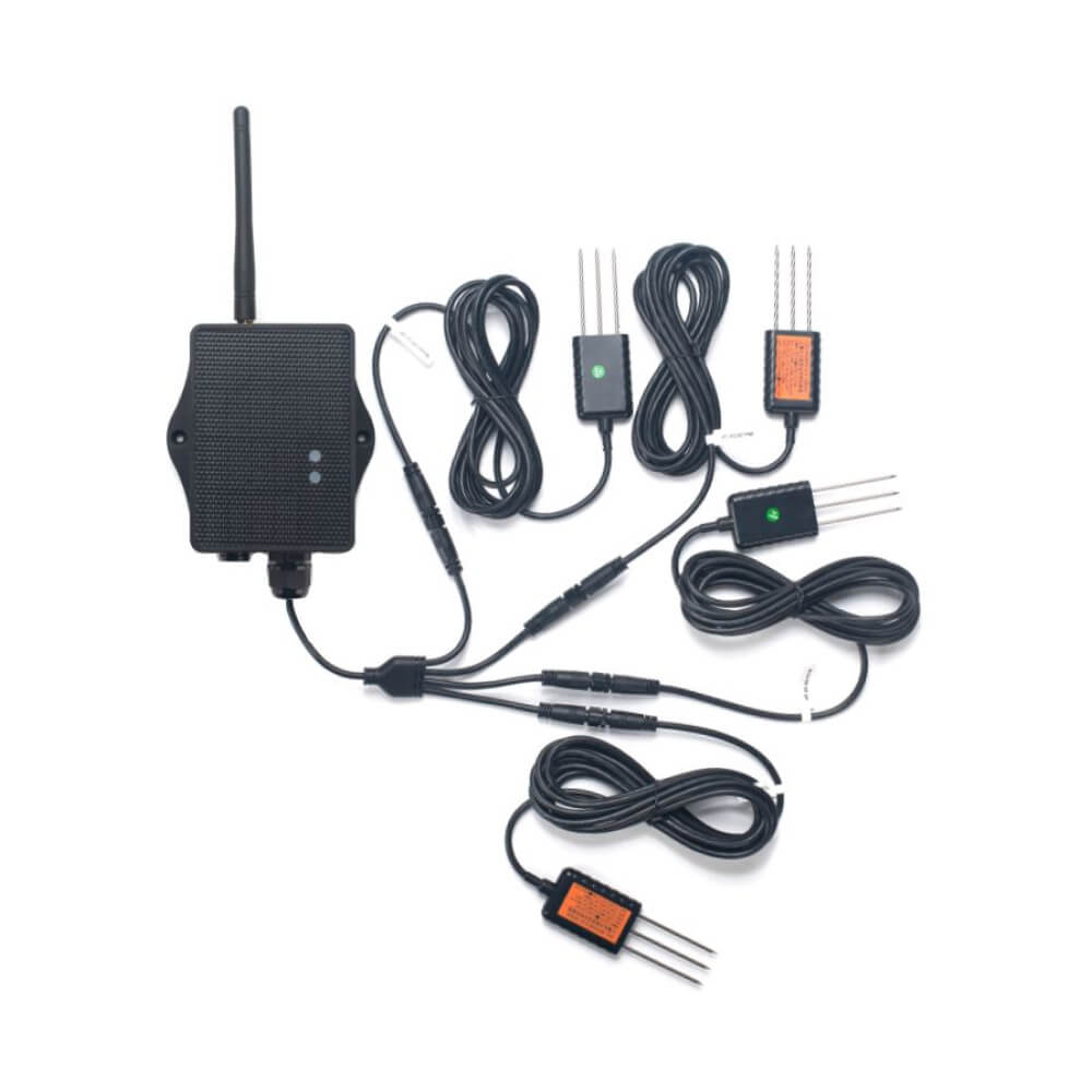 Dragino SE0X LoRaWAN soil moisture, electrical conductivity, and temperature transmitter for precision agriculture.