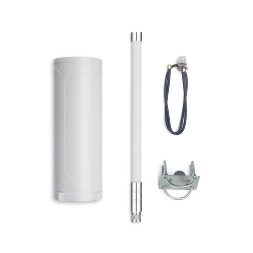 Dragino DLOS8N outdoor LoRaWAN gateway with IP65 rating, SX1302 concentrator, and cellular failover support.