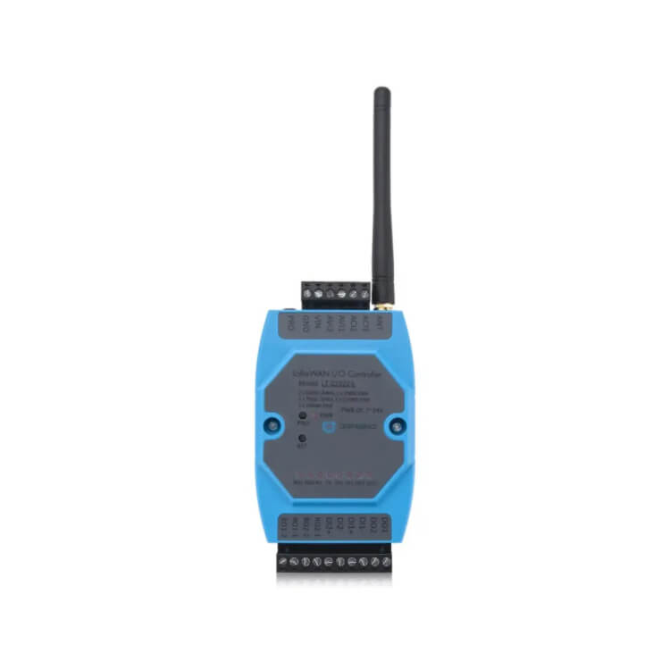 Dragino LT-22222-L industrial LoRaWAN I/O controller with analog, digital, and relay interfaces for building automation.