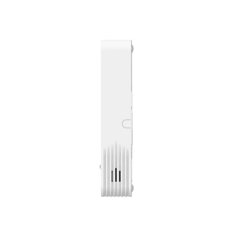 Milesight AM319 LoRaWAN 9-in-1 indoor ambience monitoring sensor featuring Ozone (O3) detection and E-ink display.