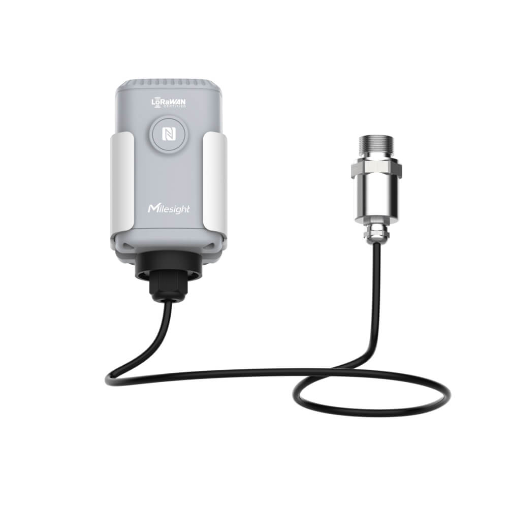 Milesight EM500-PP industrial LoRaWAN pipe pressure sensor with stainless steel probe and IP67 transceiver.