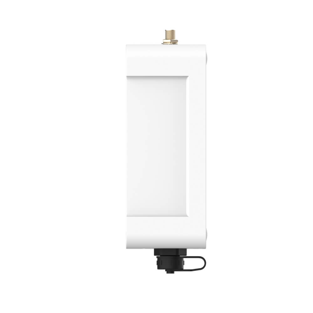Milesight UC502 battery-powered LoRaWAN IoT controller with IP67 rating and multi-interface support.