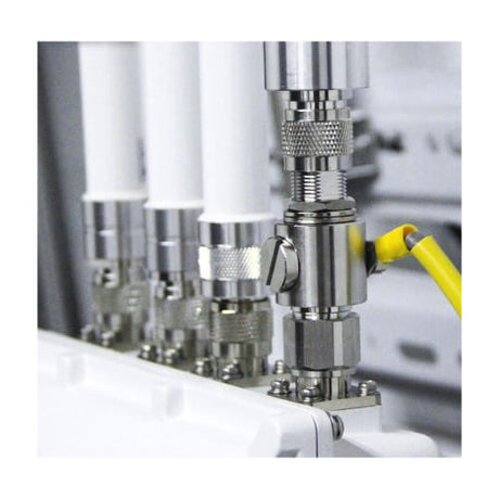 RAKwireless RF lightning arrestor surge protective device with N-type male to N-type female connectors and IP67 rating.